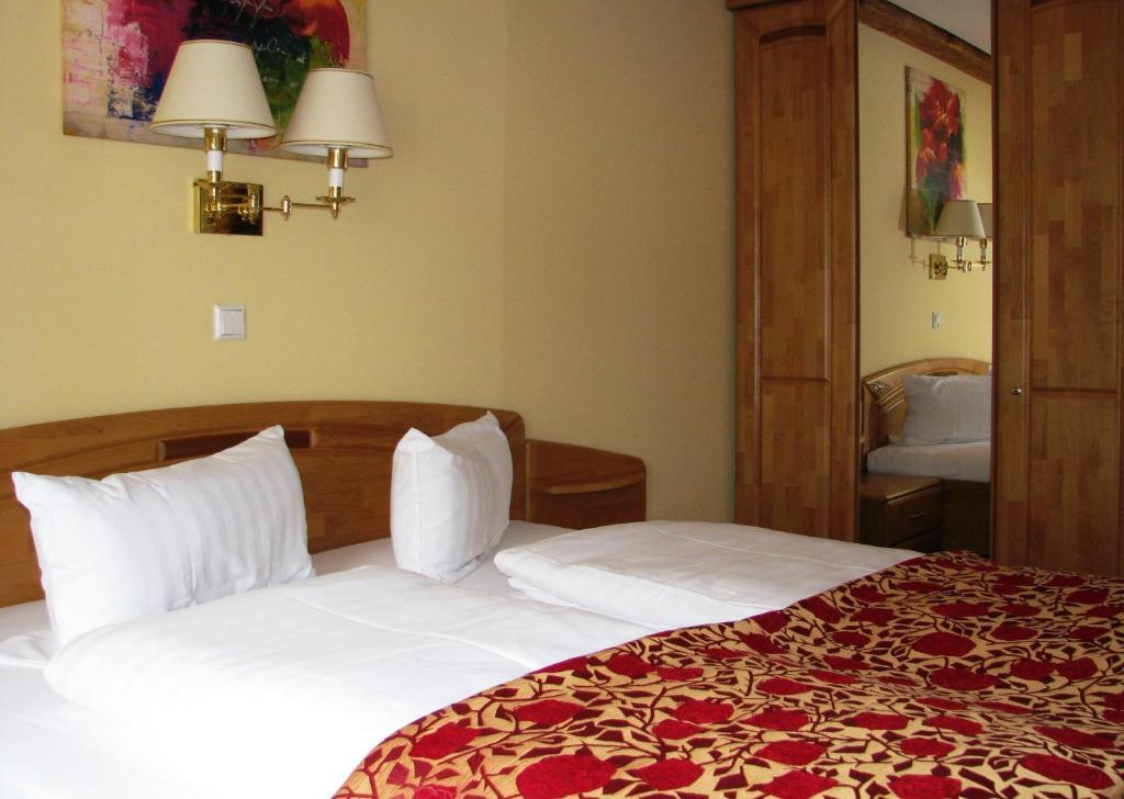 Wellnesshotel & Restaurant Hexenschopf Loeffingen Ngoại thất bức ảnh